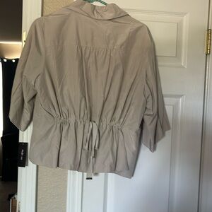 Lady’s light weight top